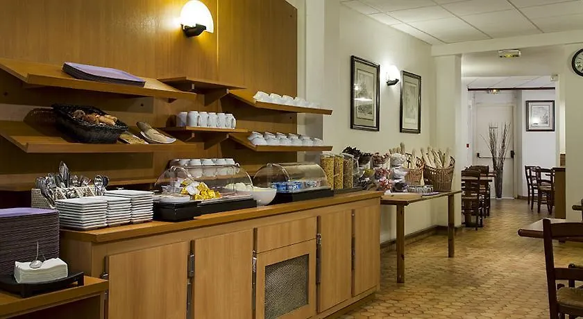 Mercure Pigalle Sacre Coeur Hotel París