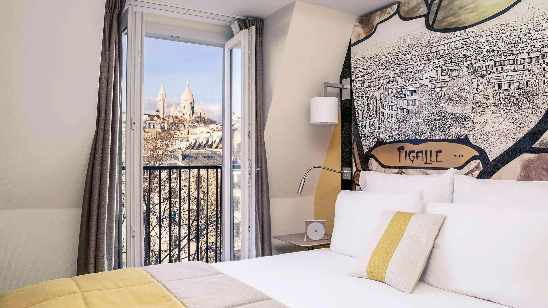 Mercure Pigalle Sacre Coeur 4* París